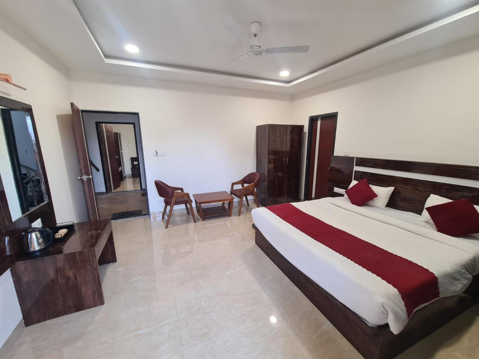 Hill View Hotel By Bil โลนาวาลา ภายนอก รูปภาพ