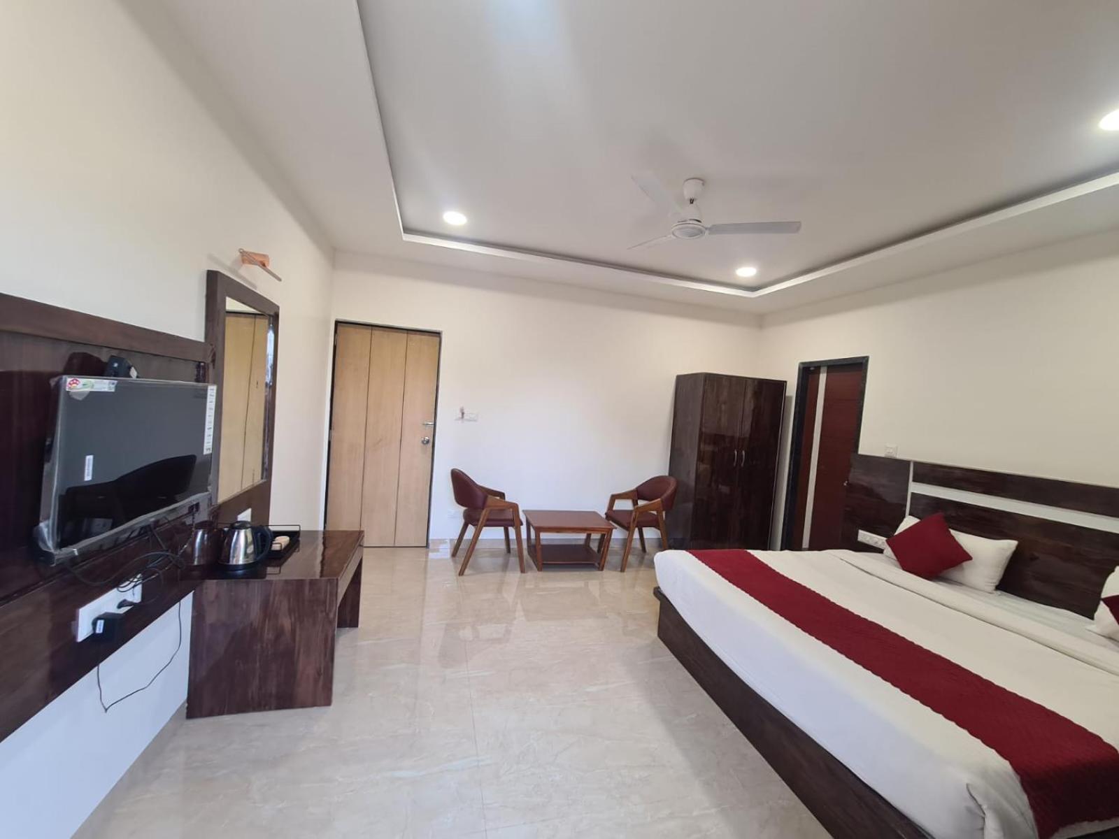 Hill View Hotel By Bil โลนาวาลา ภายนอก รูปภาพ